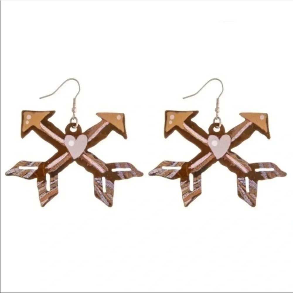 Boutique NWT Western boho inspired bold Earrings